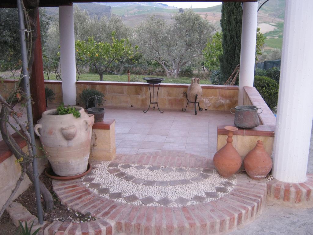 B&B La Casa Dell'Artista Assoro Dış mekan fotoğraf